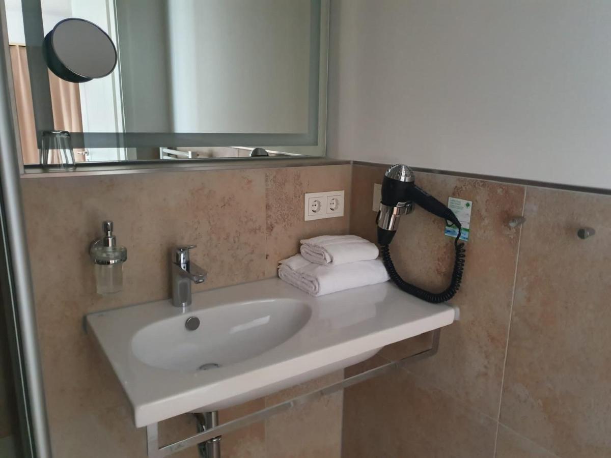 Hotel Schierlinger Braeustueberl Kültér fotó